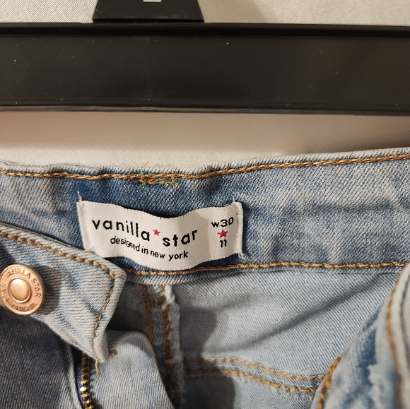 DISTRESSED MOM JEANS - Picture 3 of 3